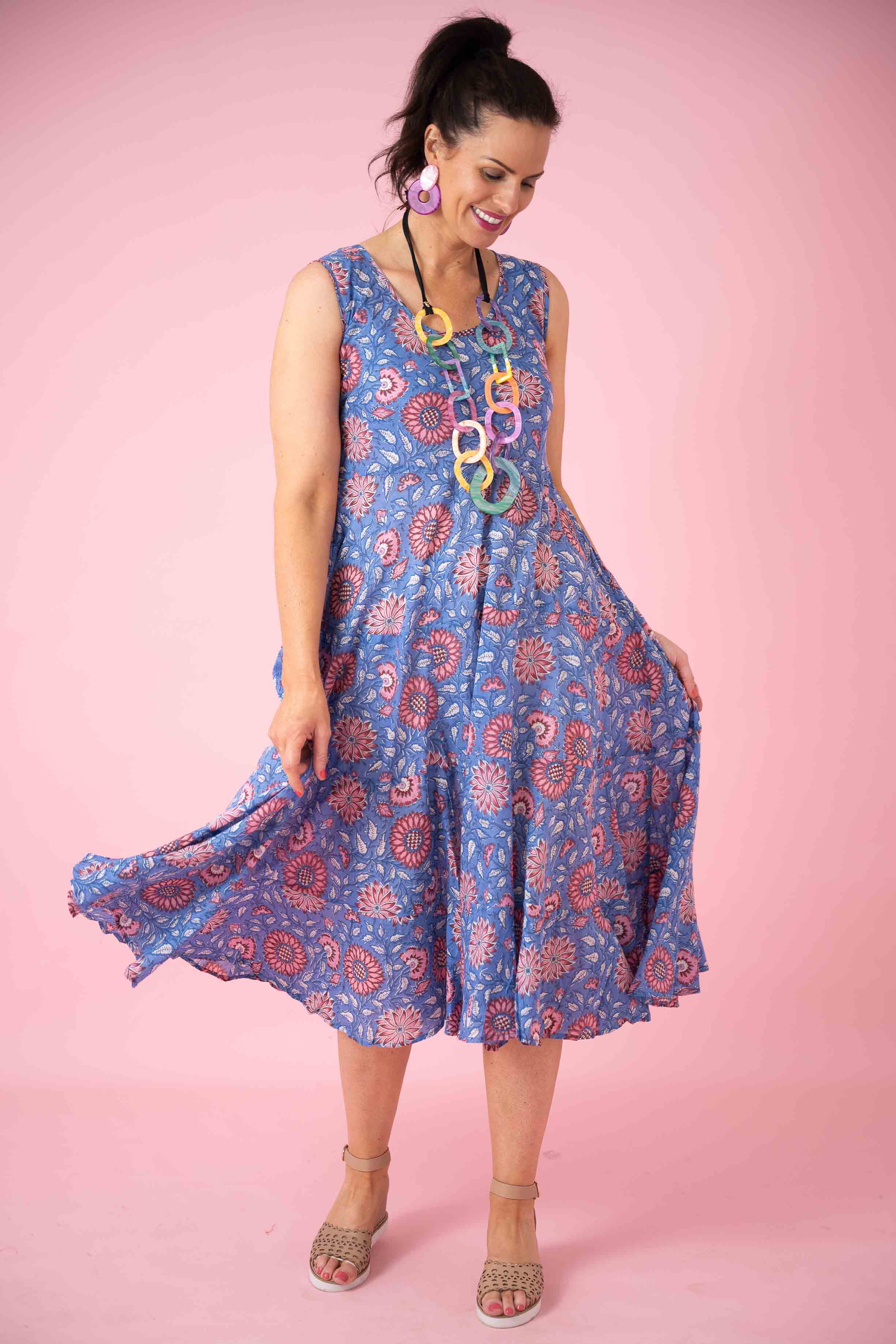 Goa bohemian Girl | Beautiful bohemian dresses, Boho fashion, Boho chic  fashion